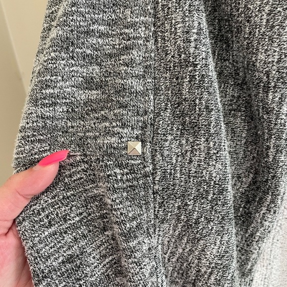 SEDUCTION Batwing Cocoon Sweater Cardigan, Heather Grey, Sliver Stud Detail - Picture 5 of 6